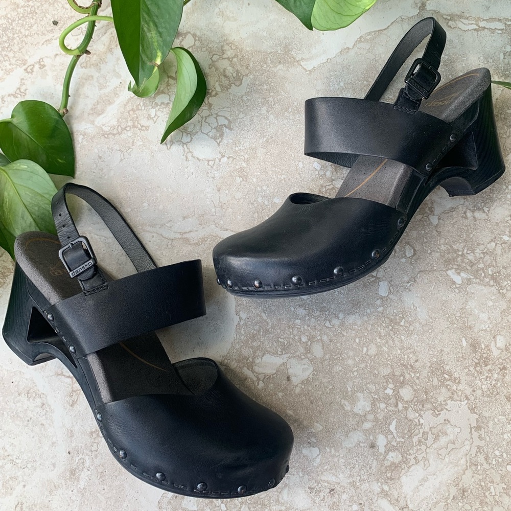 Dansko Taci Black Shoes Size Euro 38/US 7.5